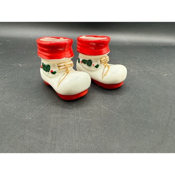 Pair of Vint 50s Japan Ceramic Christmas Santa Boots Toothpick Holders - Picture 2 of 10